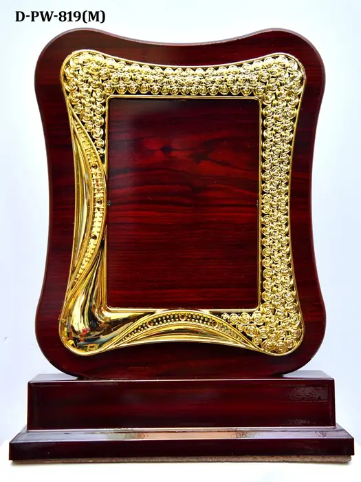 Luxury wooden plaque with ornate gold border